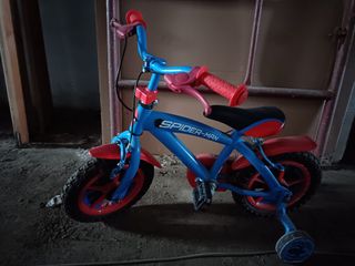 Bicicleta Spiderman 2-4 años