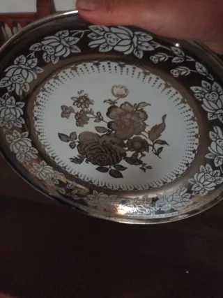 Plato decorativo floral  porcelana