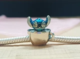 Charm | Stitch en Taza Disney
