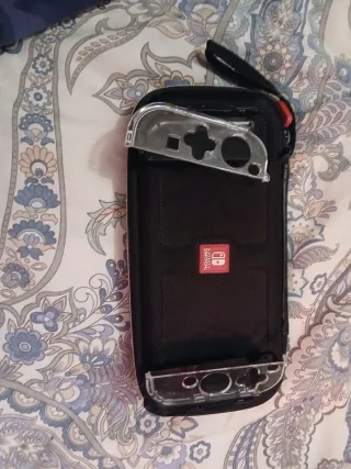 Nintendo Switch Azul/Rojo + Accesorios