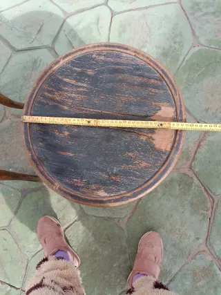 Juego de 2 sillas antiguas de madera