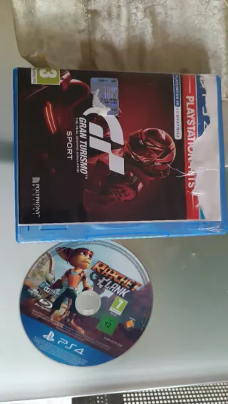 2 giochi PlayStation 4