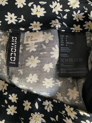 Falda midi estampada floral