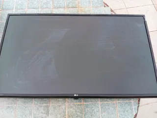 Televisión LG Negra