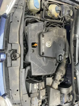 Volkswagen Golf 2000