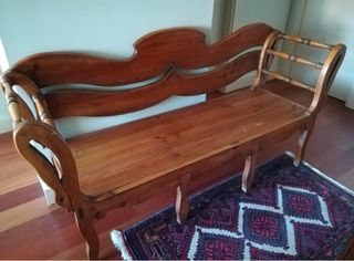 Precioso banco de madera de roble macizo