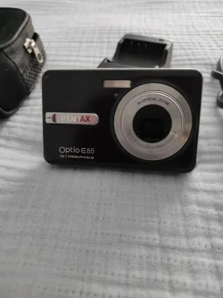 Cámara Pentax Optio E85 + Accesorios