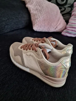 Playeras Pepe Jeans Beige/Dorado Nuevas