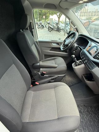 Volkswagen Transporter 2021