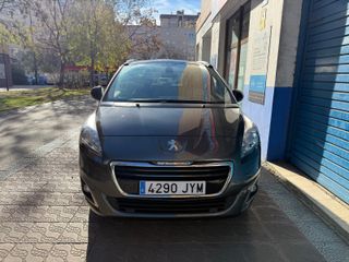 Peugeot 5008 2016