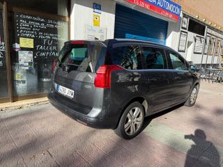 Peugeot 5008 2016