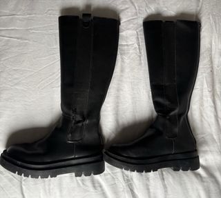 Botas altas negras
