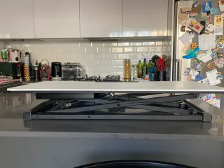 Convertidor de escritorio elevable FITUEYES – 36”