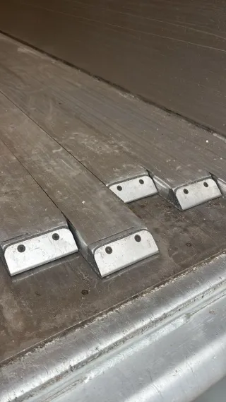 Leña de encina seca. Cargo camiones 25 T