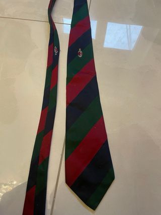 Cravatta Milan AC a righe