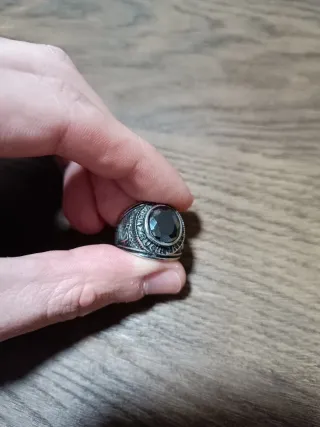 Anillo Acero con Gema Negra