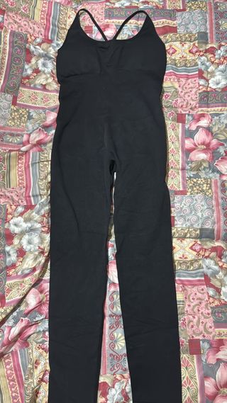 Mono deportivo push up negro