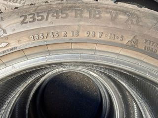 Neumáticos Continental 235/45/18 98V