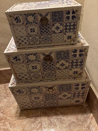 Set di 3 bauli decorativi blu e bianco