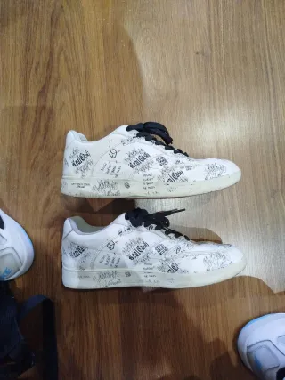 Zapatillas Nike Blancas y Negras