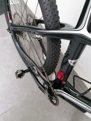 Bicicleta BH ULTIMATE Carbono