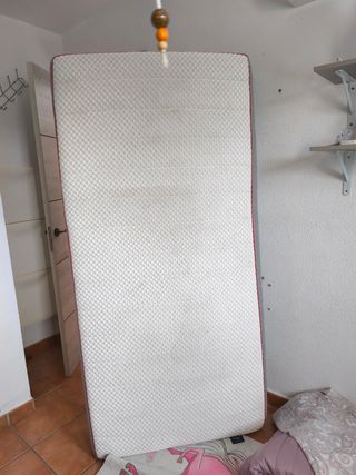 Colchón 90x190 cm buen estado