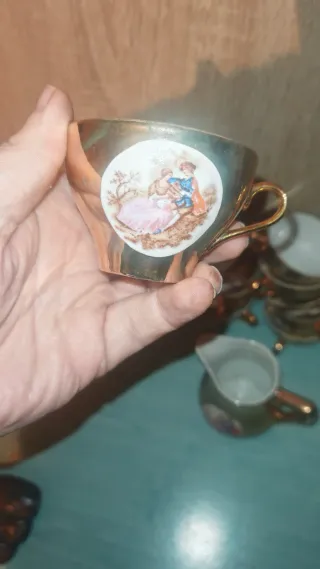 Juego antiguo de café dorado