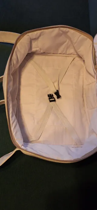 Bolso de bebé de piel color blanco Pasito a Pasito