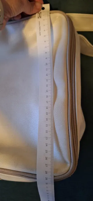 Bolso de bebé de piel color blanco Pasito a Pasito