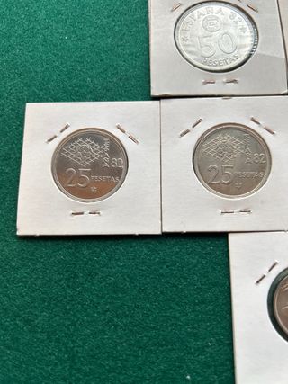 Lote 7 monedas 50, 25 y 5 pesetas Mundial 82