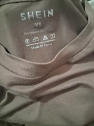 Vestido marrón holgado tronco ajustado falda