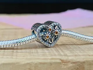 Charm | Corazón Flores Girasoles