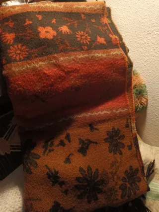 Bufanda de lana con estampado floral