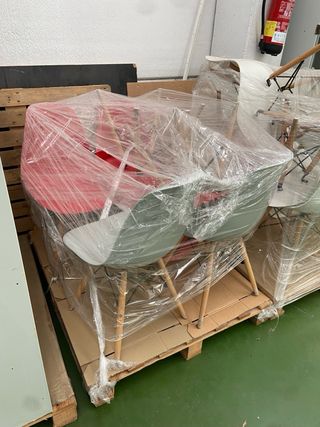 Mesa y Sillas Comedor