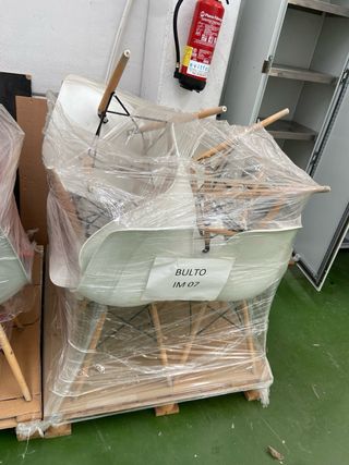 Mesa y Sillas Comedor