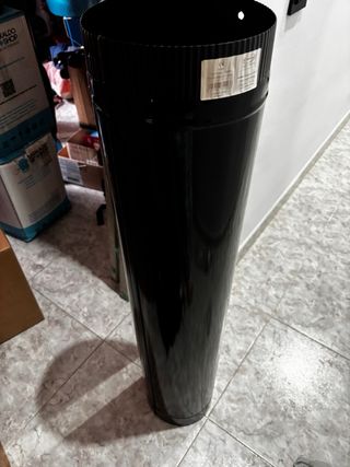 Tubo para chimenea metálico negro