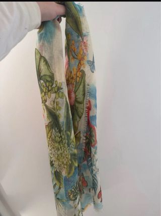 Pañuelo Parfois estampado floral