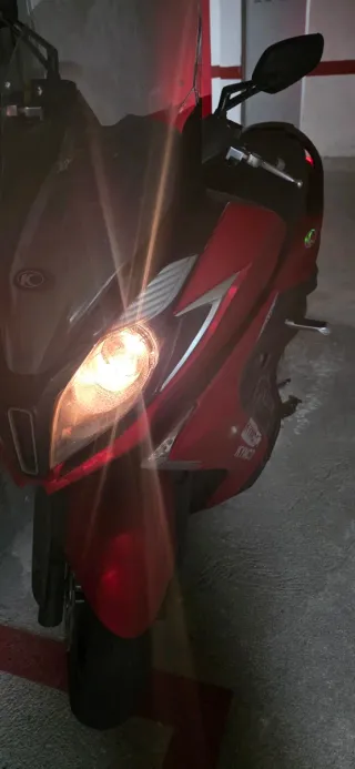 Kymco Superdink 125cc ABS año 2021 25000km