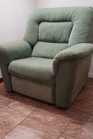 Sillón relax verde tela