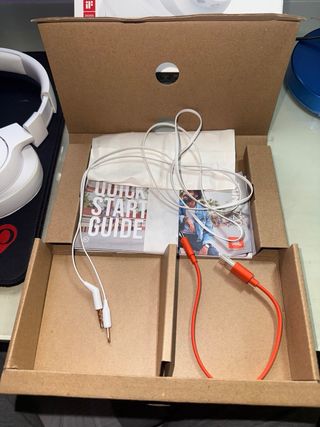 Cascos Inalámbricos JBL Tune 720BT Blancos