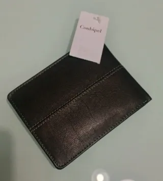 Portafoglio Conbipel nero con impunture bianche