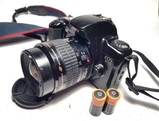 Canon EOS 500 + Lente EF 35-80mm