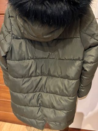Abrigo acolchado niña verde.