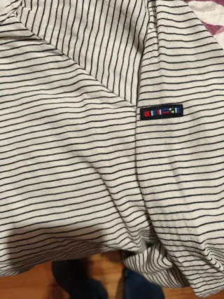 Blusa de rayas blanca y marino