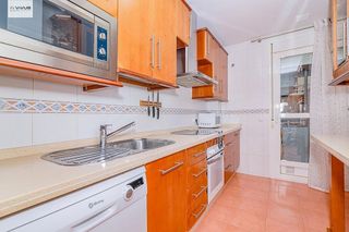 Piso en alquiler en Avda. Federico Garcia Lorca - Nueva Estación Autobuses en Granada