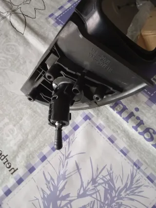 Espejo retrovisor izquierdo coche