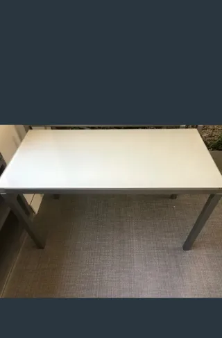 Mesa escritorio o cocina cristal y metal