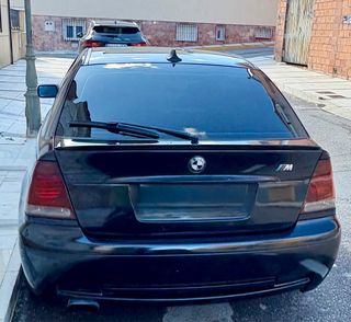 BMW Serie 3 Compac año 2005.