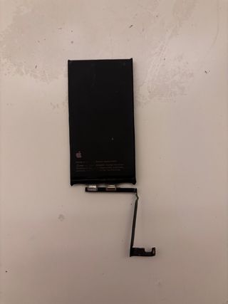 Batería iPhone 15 - 88% Salud