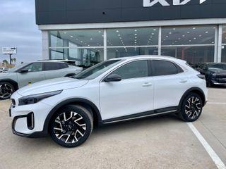 KIA XCeed 2026